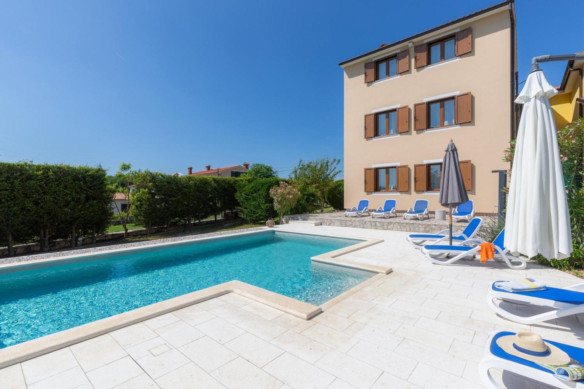 Apartments "Alen" Nedescina Exterior photo