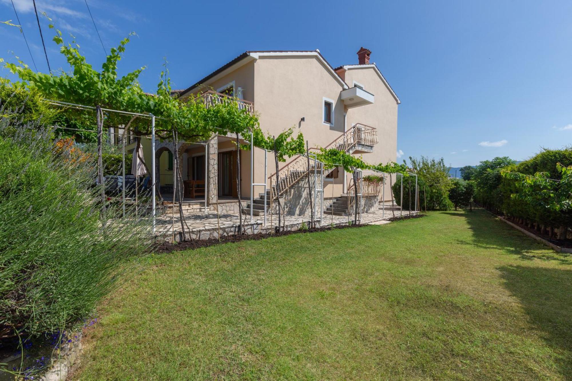 Apartments "Alen" Nedescina Exterior photo